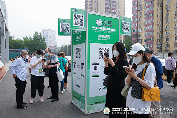 DSC02158_10061428.jpg DSC02158_10061428.jpg